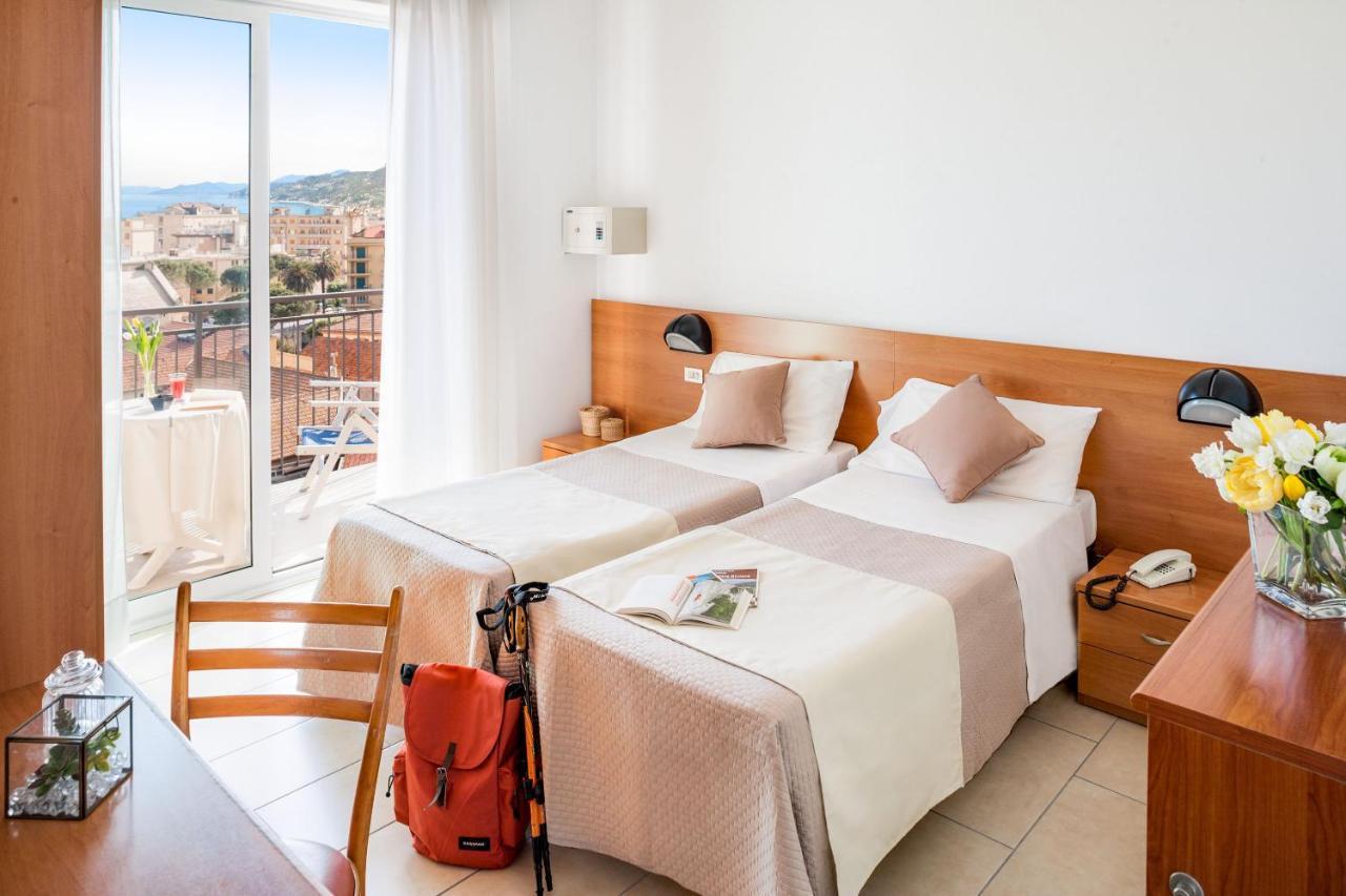 פינאלה ליגורה Hotel Europa מראה חיצוני תמונה