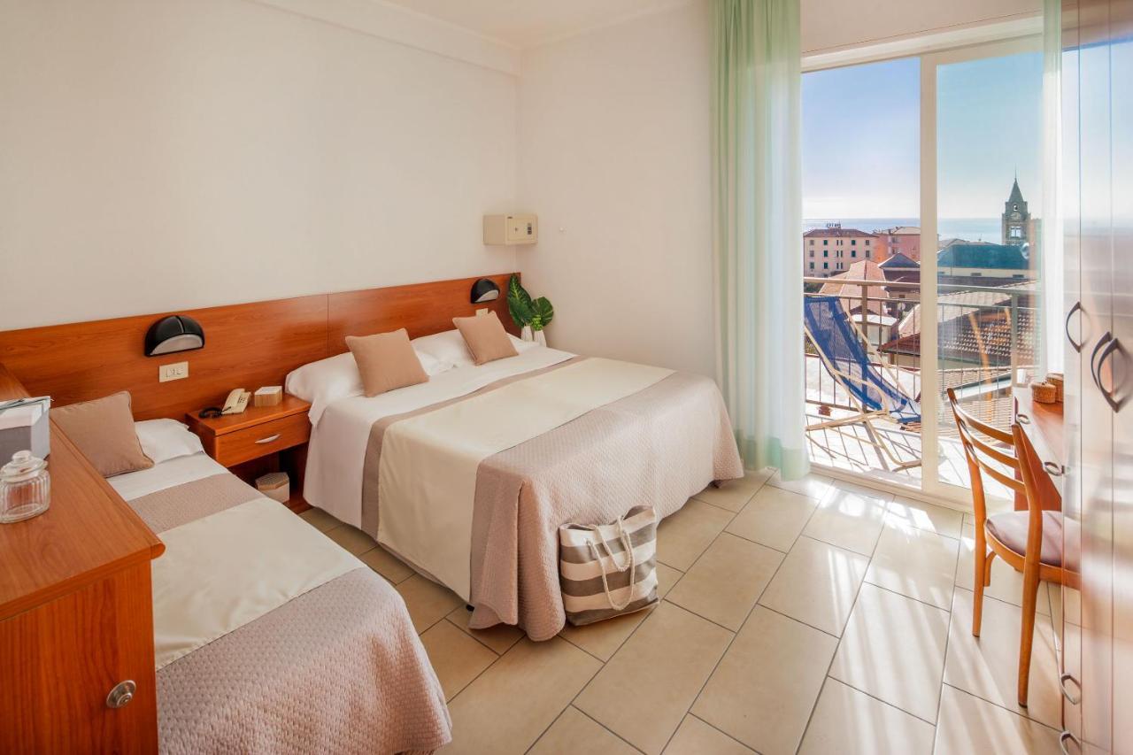 פינאלה ליגורה Hotel Europa מראה חיצוני תמונה