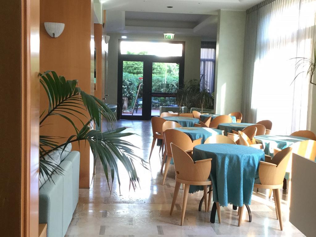 פינאלה ליגורה Hotel Europa מראה חיצוני תמונה
