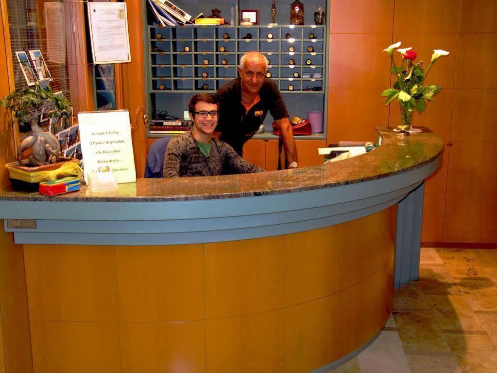 פינאלה ליגורה Hotel Europa מראה חיצוני תמונה